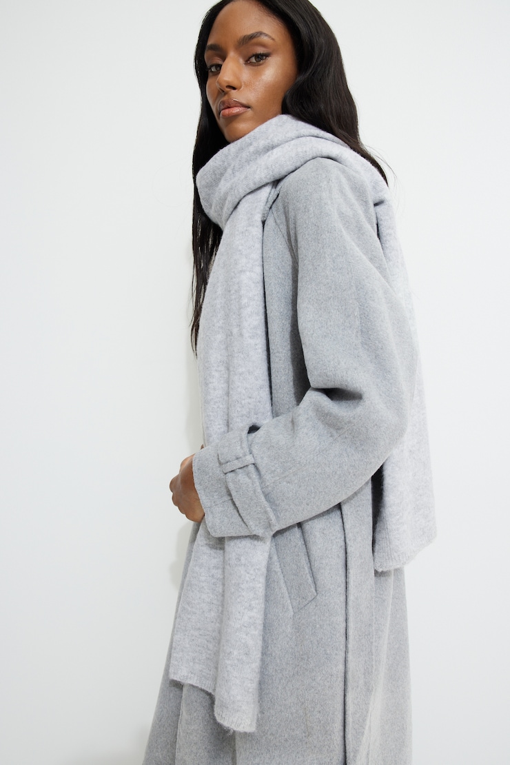 Heavenlyarn™ Wide Scarf Light Grey Mix large