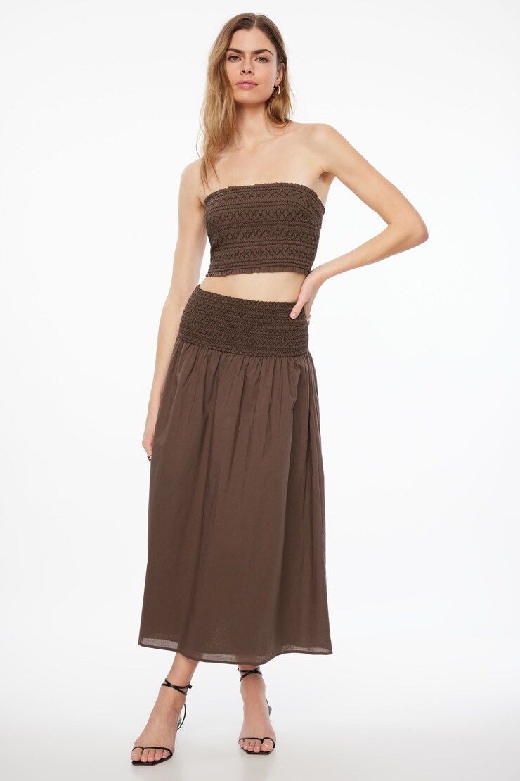 Jupe maxi smockée à taille basse Brun café corsé avec fils tan amande large