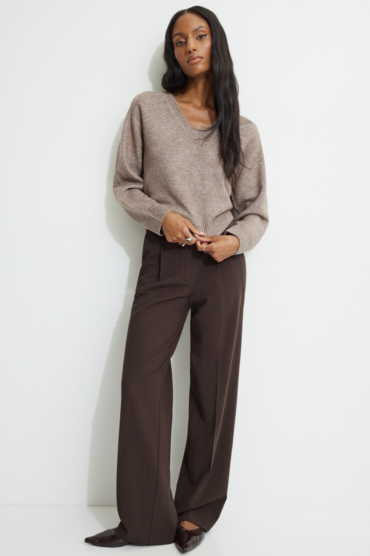 Heavenlyarn™ V Neck Sweater Chalet Brown Melange large