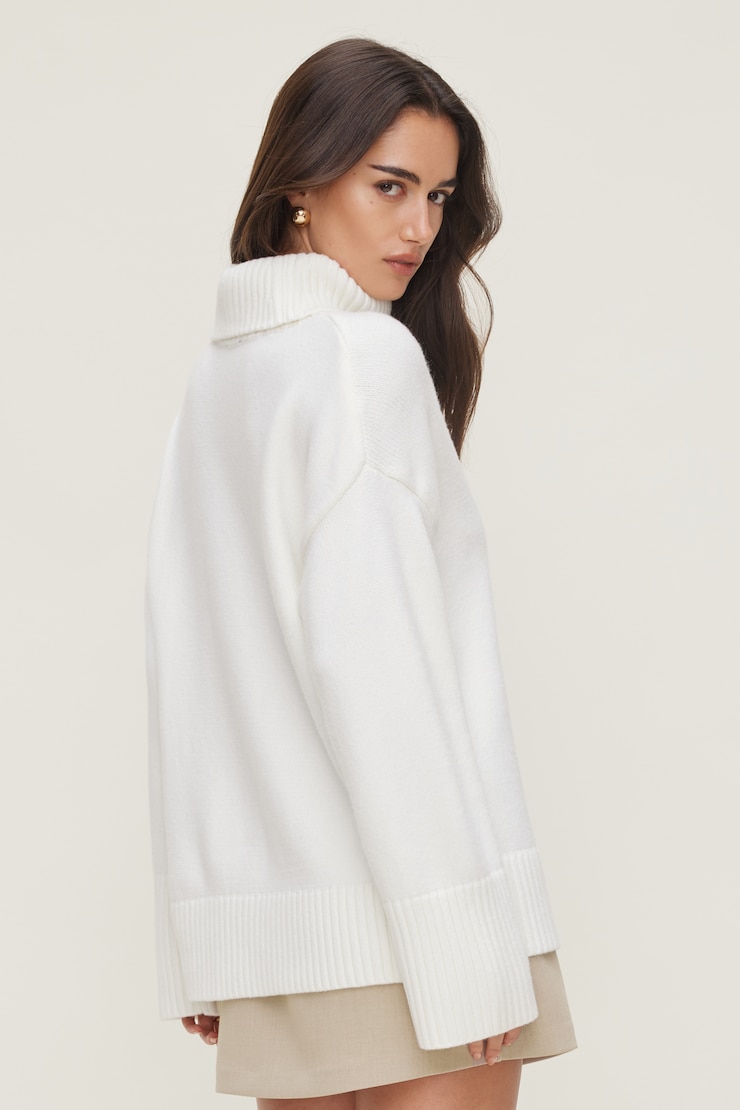 Evy Turtleneck Sweater Snow White large