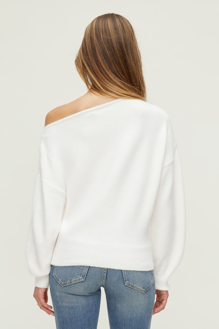Lola Off Shoulder Sweater Snow White large
