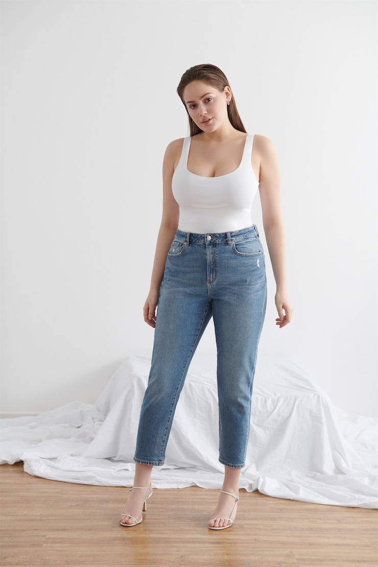 ETHOS | Claudia Ultra High Waist Mom Jeans Sabina large