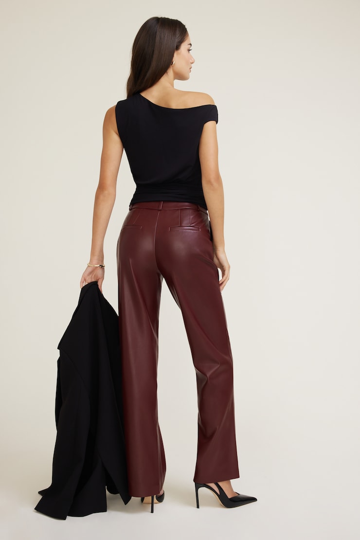 Pantalon en faux cuir à jambe droite Camelia Bourgogne zinfandel large