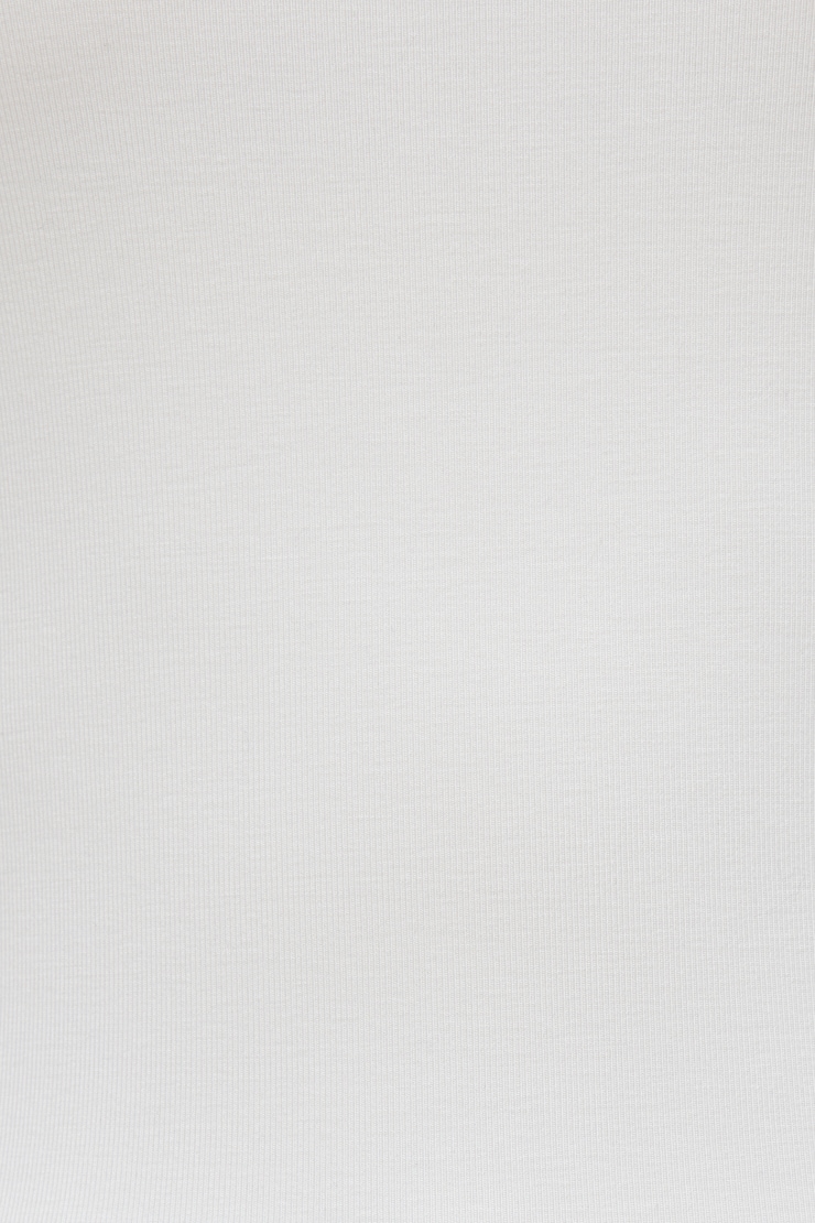 Haut à col montant et manches longues