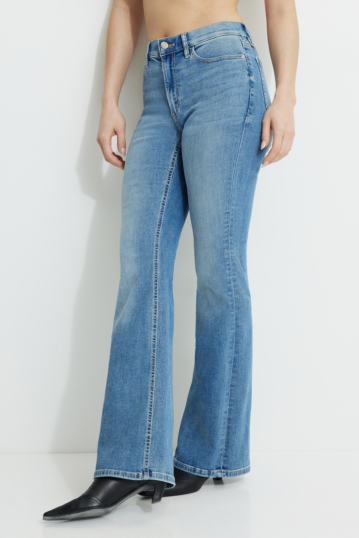 Ruby High Rise Bootcut Jeans Medium Indigo / Ouray Blue large