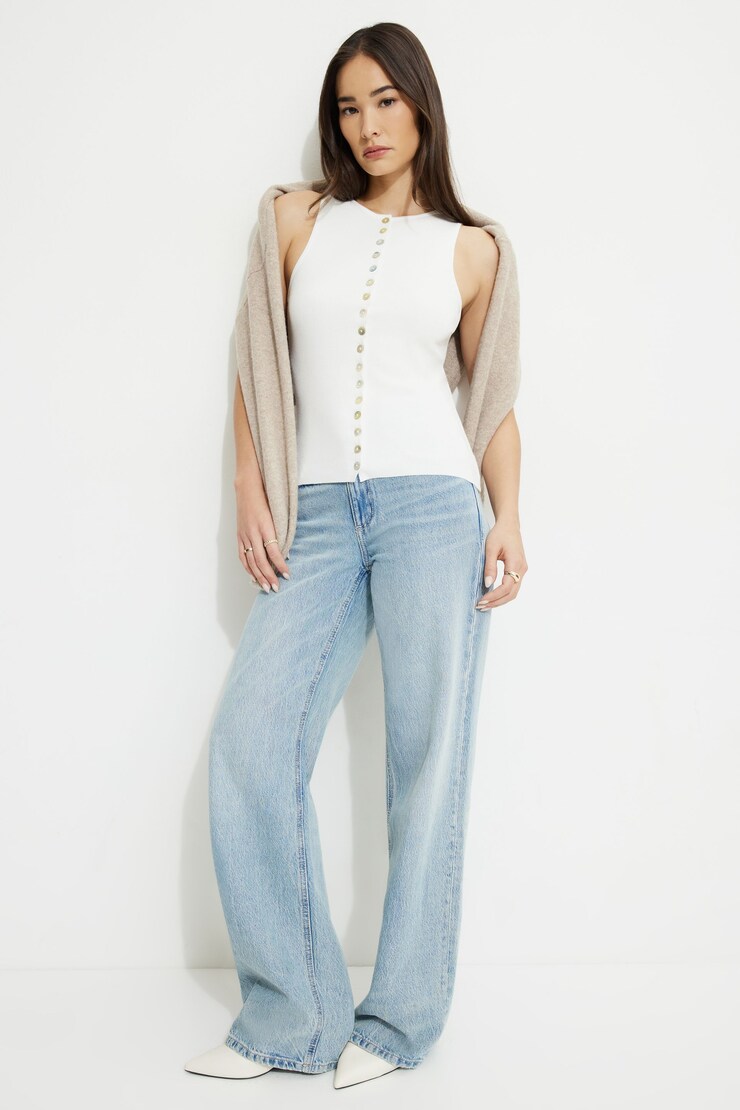 Ribbed Pearl Button Vest Snow White large