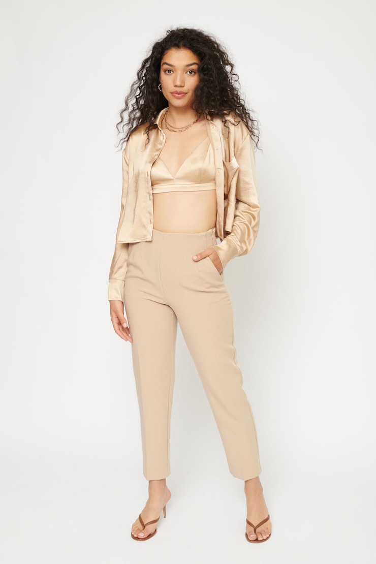 Bustier Aylah en satin à col en V Brun sésame large