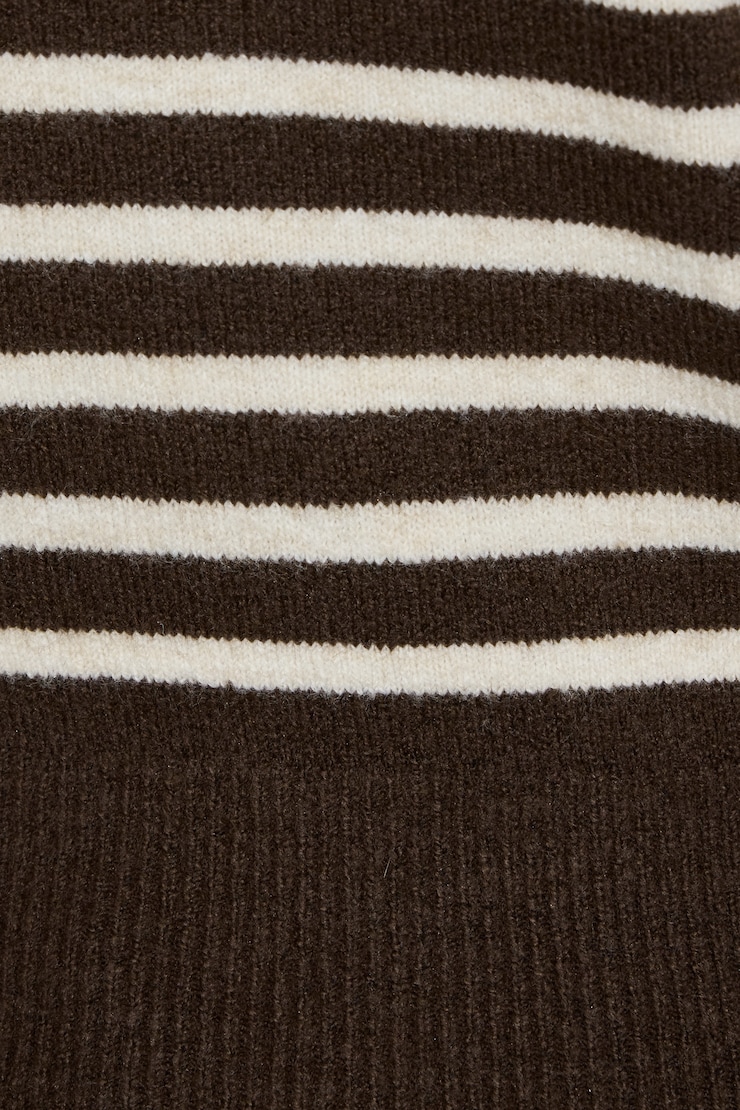 Long Sleeve Spongy Henley Sweater