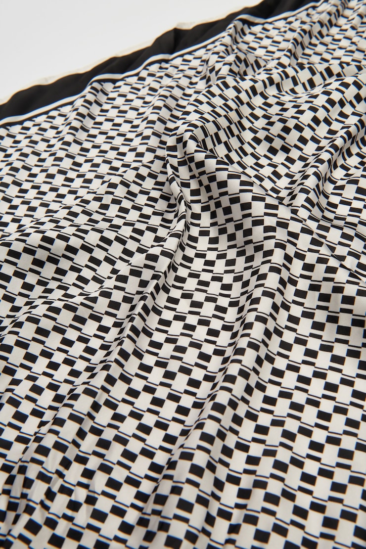 Square Scarf Black & White Geo Print large