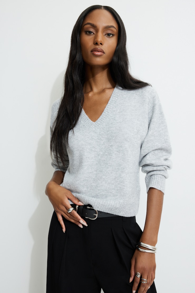 Heavenlyarn™ V Neck Sweater Gray | Dynamite