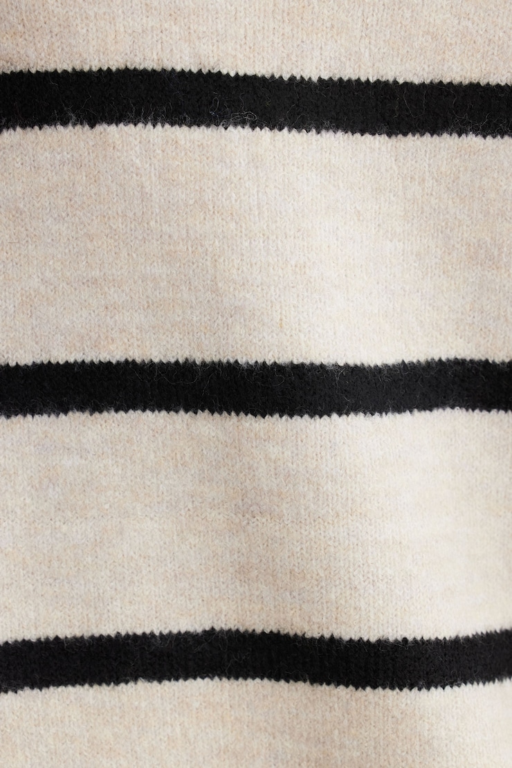 V-Neck Polo Sweater Oatmeal Mix Stripe large