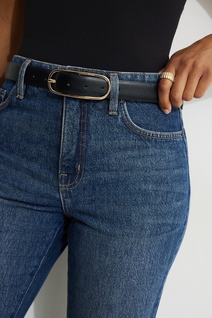 Oval Slim Faux Leather Belt Black / Gold large