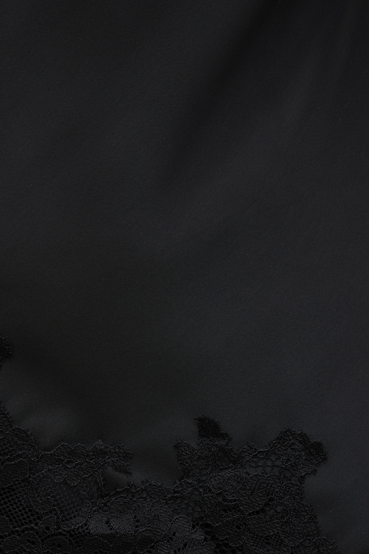 Camisole asymétrique en satin à bordure de dentelle Cassie