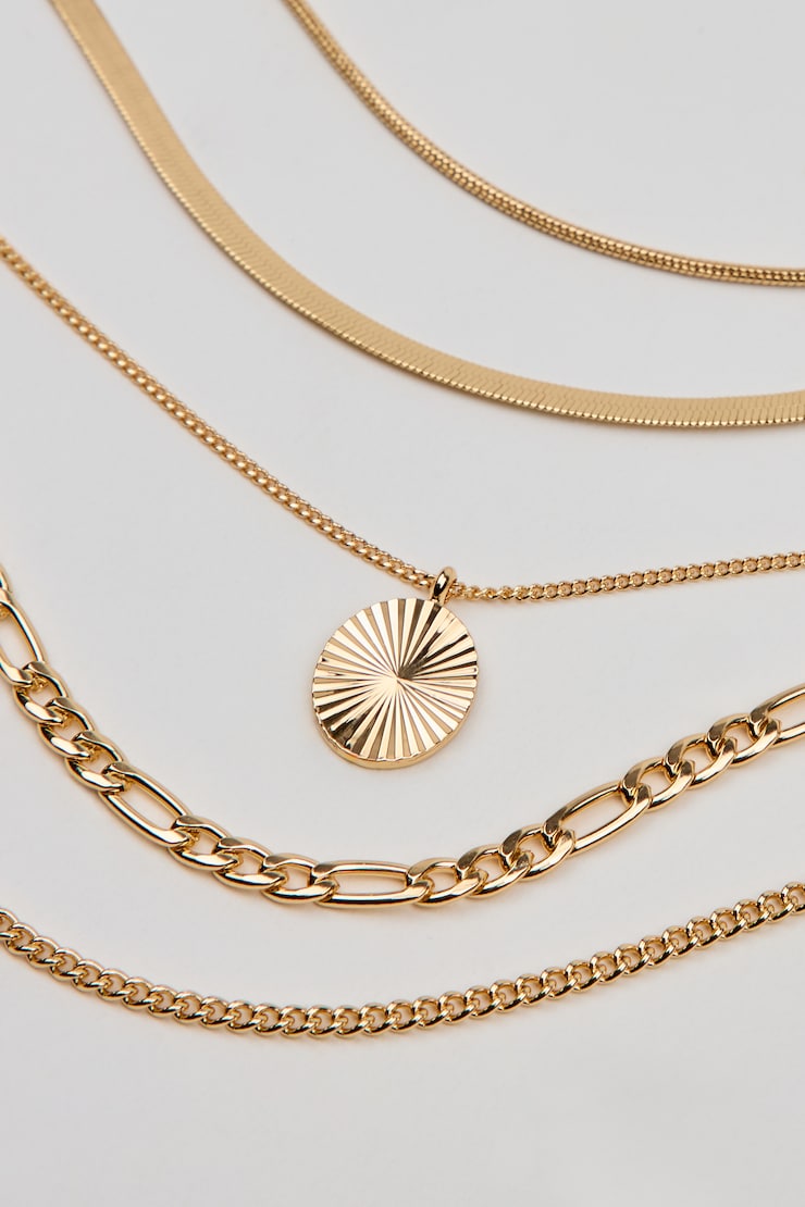 Ensemble de 5 colliers ovales en forme de diamant