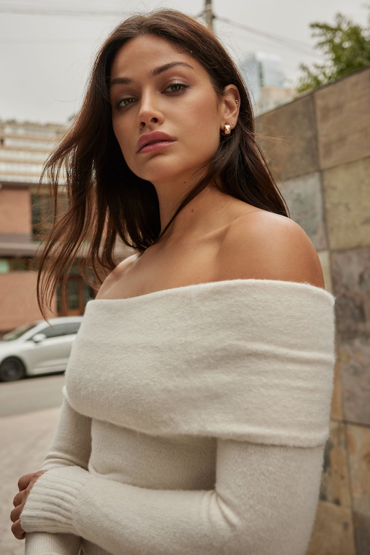 Heavenlyarn™ Off Shoulder Yarn Sweater