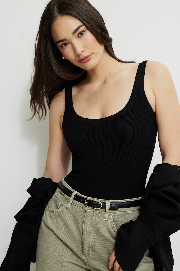 Oval Super Slim Faux Leather Belt