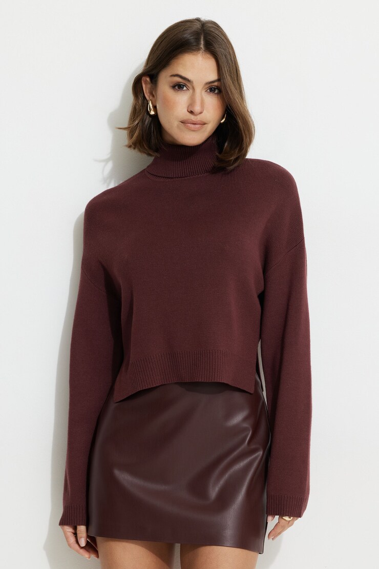 Cropped Turtleneck Sweater Dark Ruby large