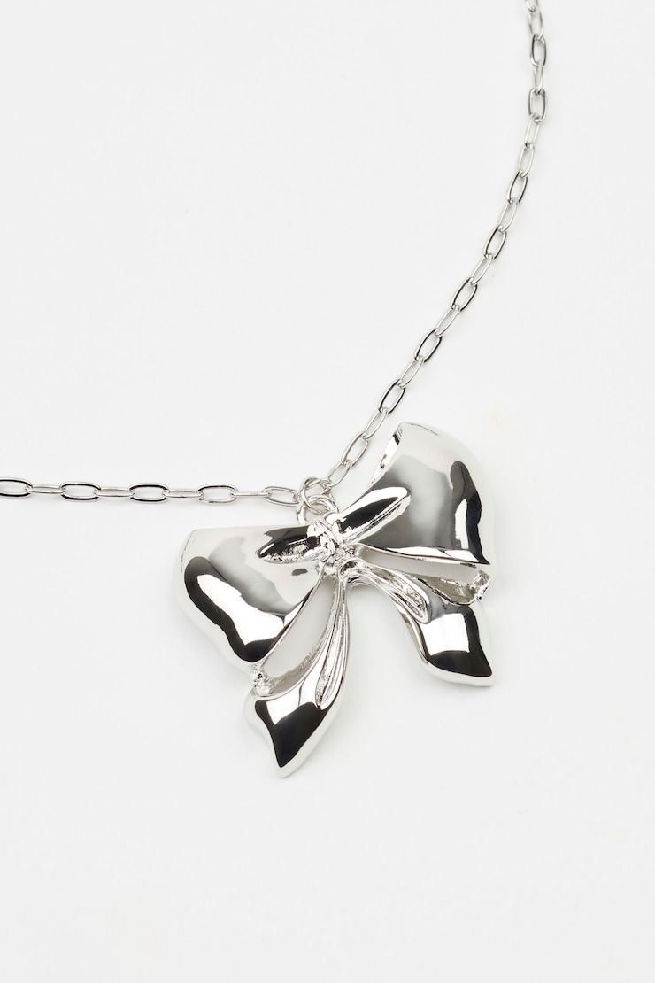Oversized Metal Bow Necklace, Silver, large