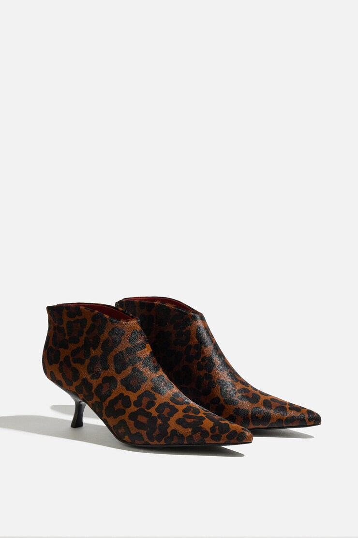 JEFFREY CAMPBELL | Hooked-F Boots Brown Black Cheetah large