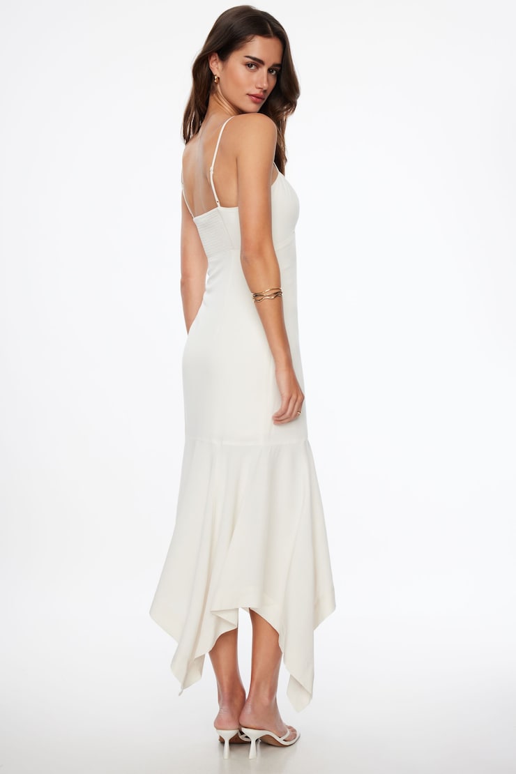 Robe Lin maxi à volants Blanc cassé sel de mer large