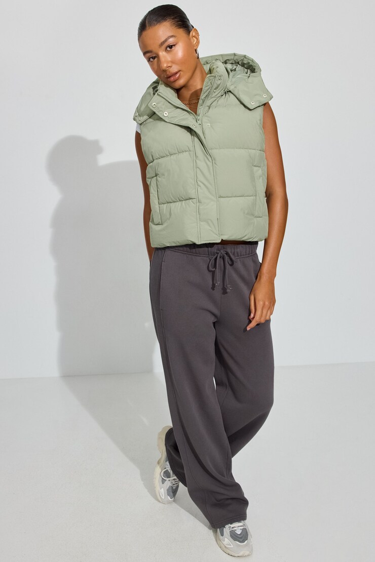 Perfect Puffer Vest, Pretty Sage Green, large