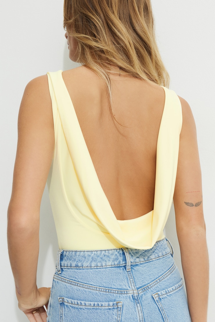 Sculpt Cowl Back Bodysuit Double Cream Yello large