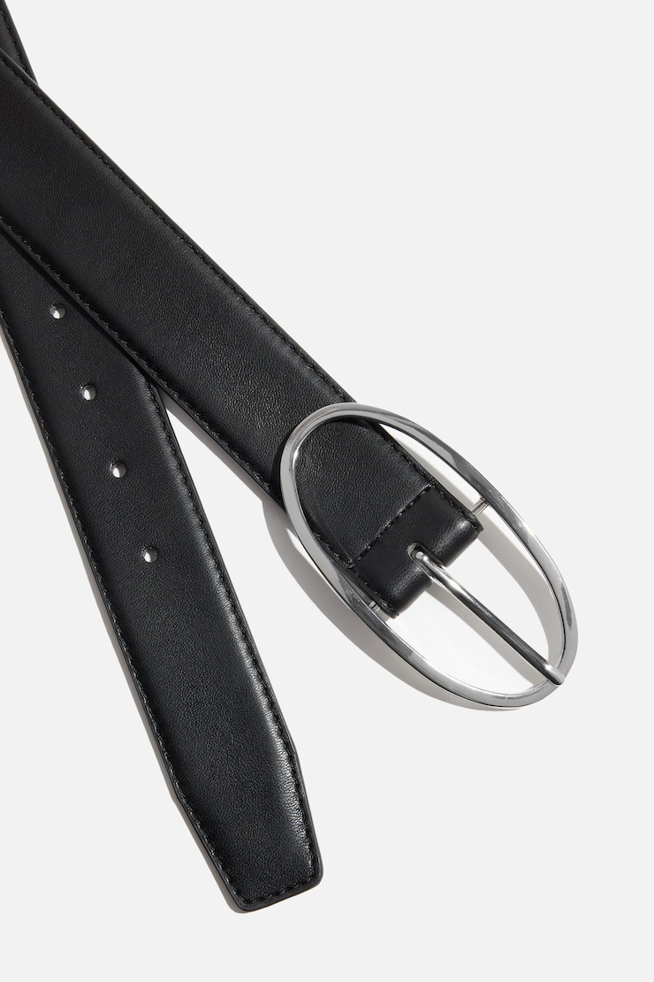 Oval Slim Faux Leather Belt Black / Silver large