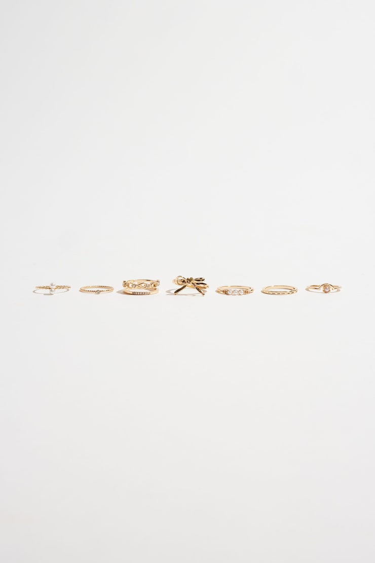 8-Pack Pearl and Bow Delicate Rings Off-White/Gold large