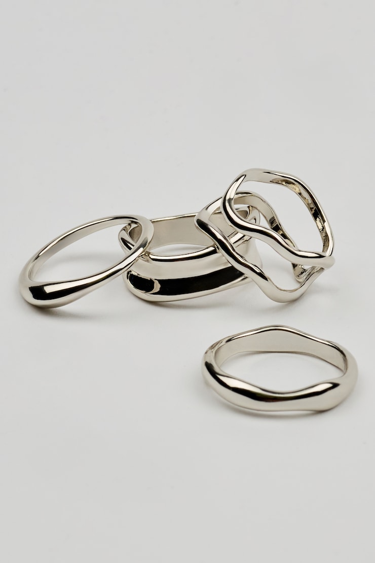Set of 4 Wavy Minimal Rings, Silver, large