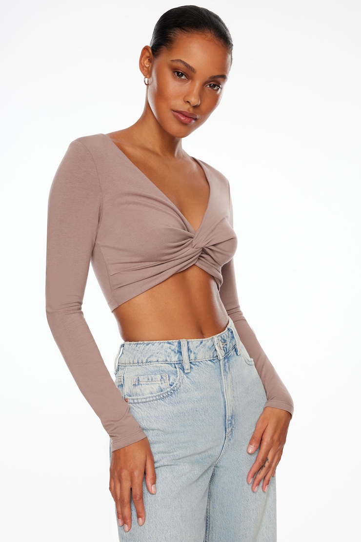 Long Sleeve Twist Front Crop Top 