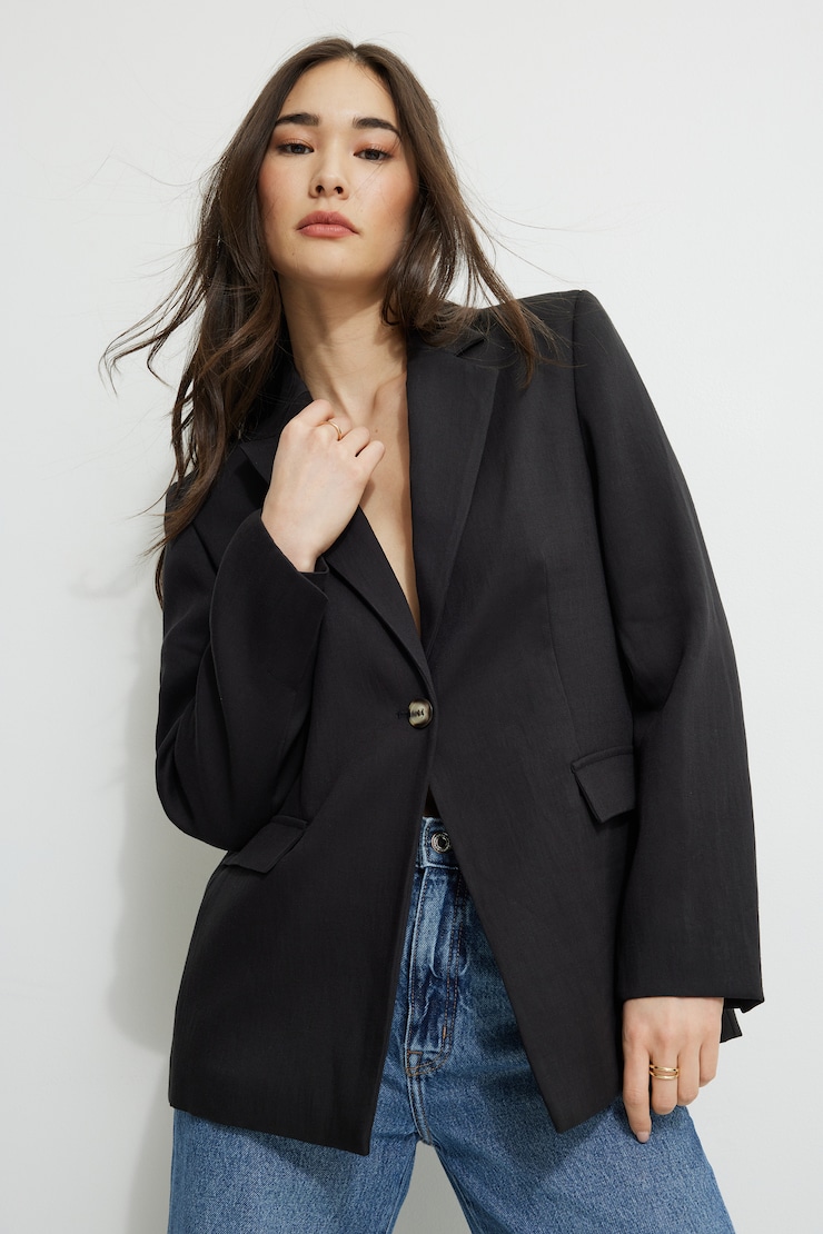Straight Single Breasted Blazer