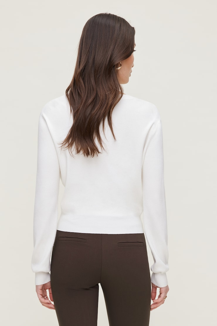 Rebecca Crewneck Cardigan Snow White large