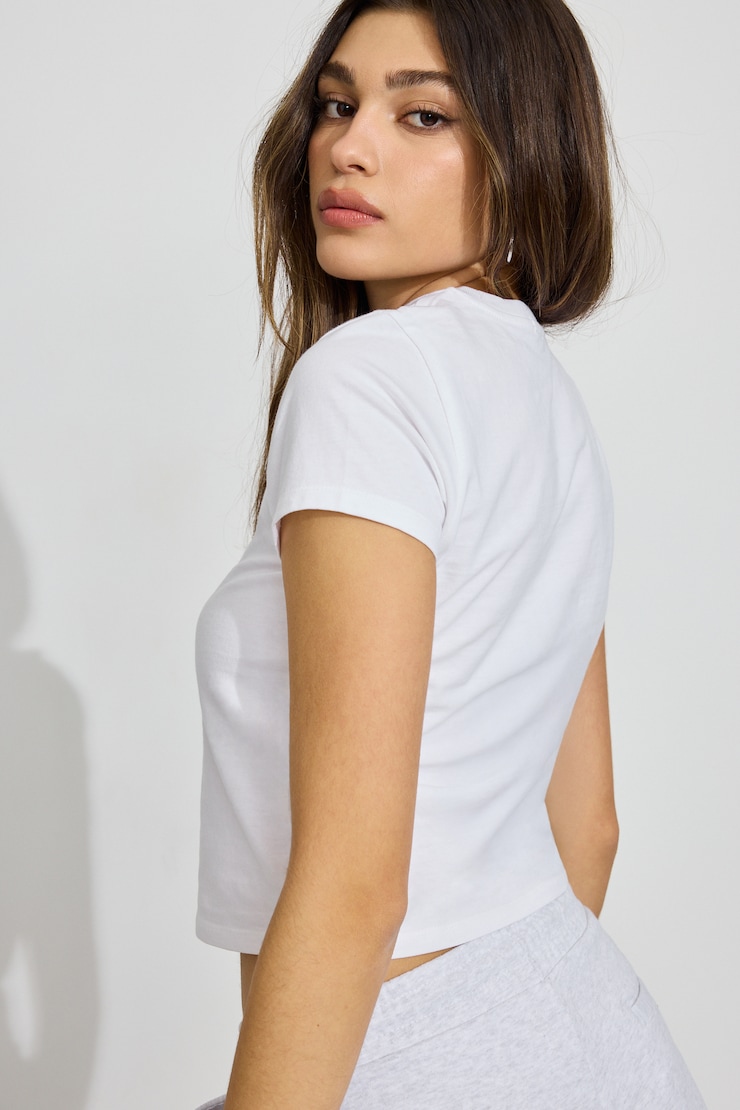 '90s Crewneck T-Shirt