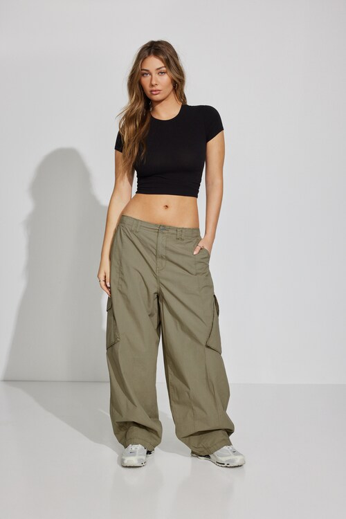 Garage Bottoms Low Rise Baggy Poplin Cargo Pants in Desert Olive Khaki
