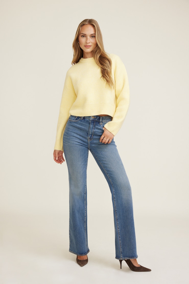 Jane Boxy Crewneck Sweater Yellow | Dynamite