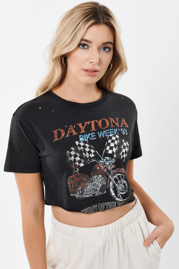 Avery  Tee 