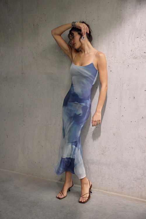 Simona Scoop Maxi Dress BLUE | Dynamite