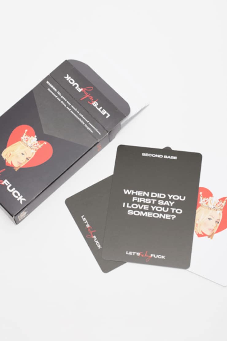 SERENA KERRIGAN | Jeu de cartes « Let's Fucking Fuck » Noir et rouge large
