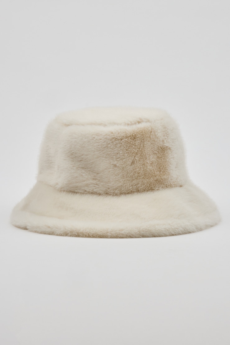 Allover Fur Bucket Hat White | Garage
