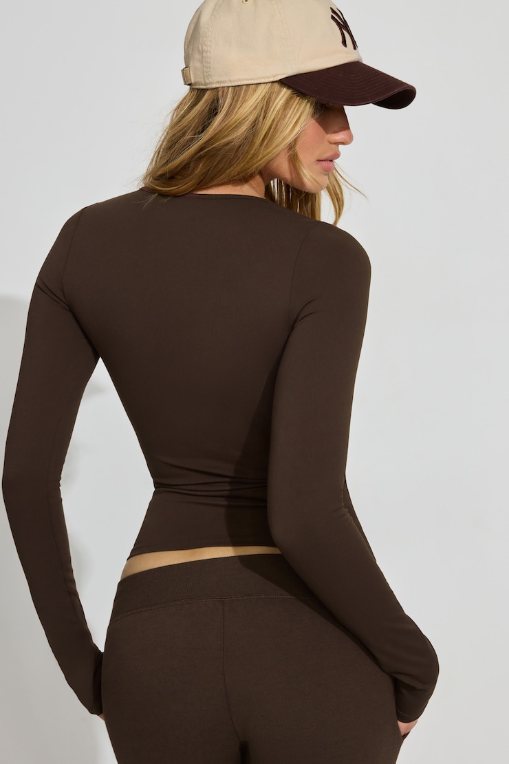Sleek V-Neck Long Sleeve Top, Armadillo Brown, large