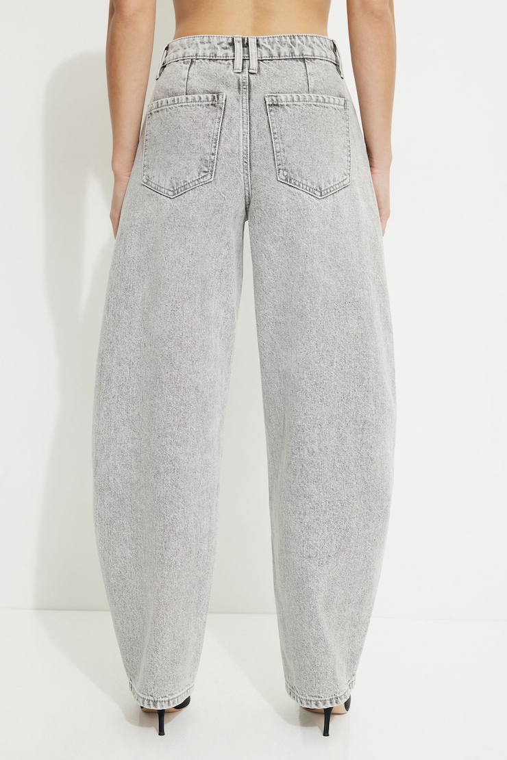 Jean décontracté à jambe courbée June