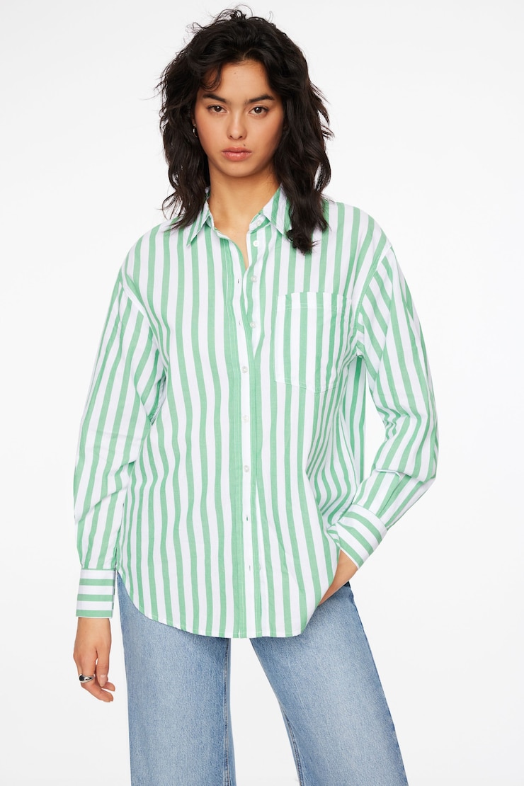 Chemise Frida rayée ample à boutons Fines rayures vertes et blanches large