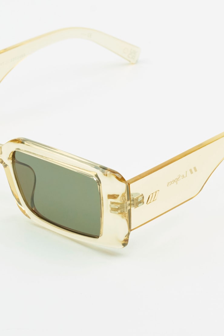 LE SPECS | The Impeccable Alt Sunglasses Beige | Dynamite