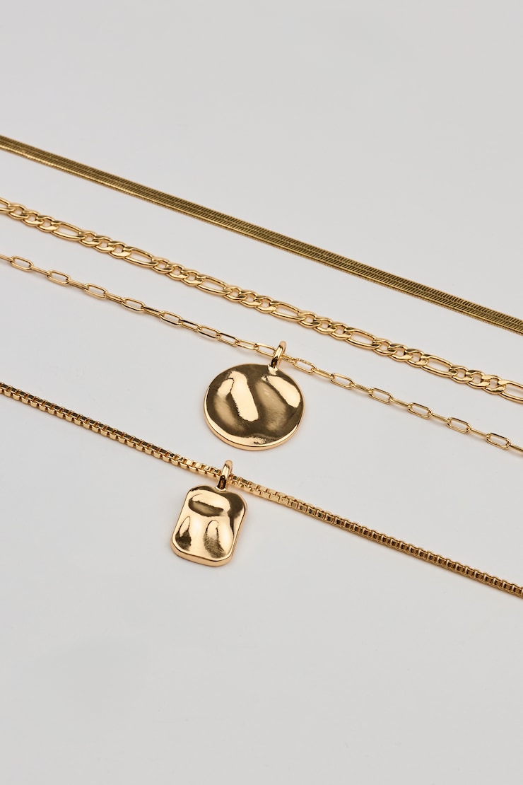 Ensemble de 5 colliers en chaîne à pendentifs martelés