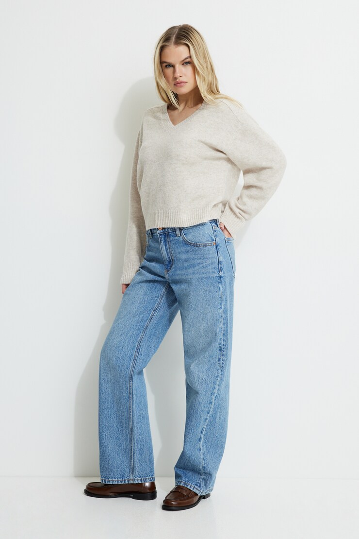 Heavenlyarn™ V Neck Sweater Butter Cookie large