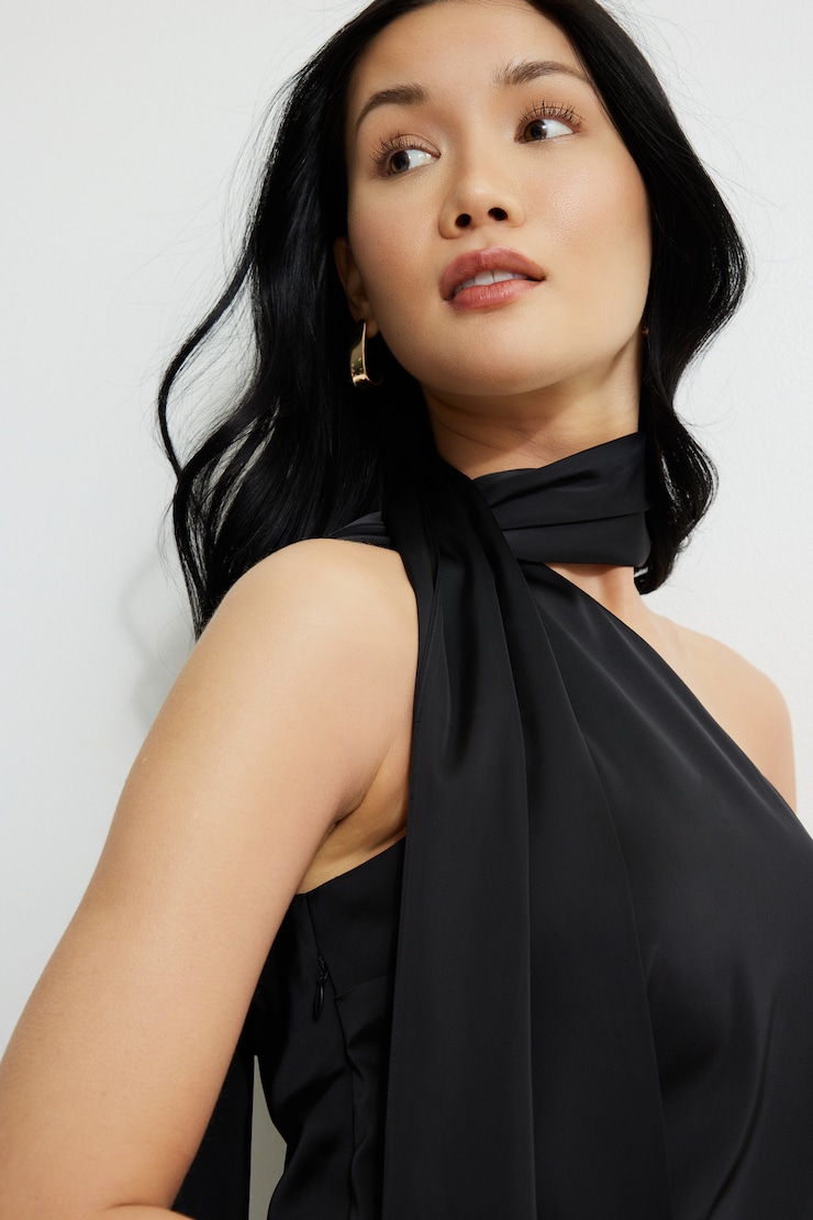 Neck Scarf Satin Top Black | Dynamite