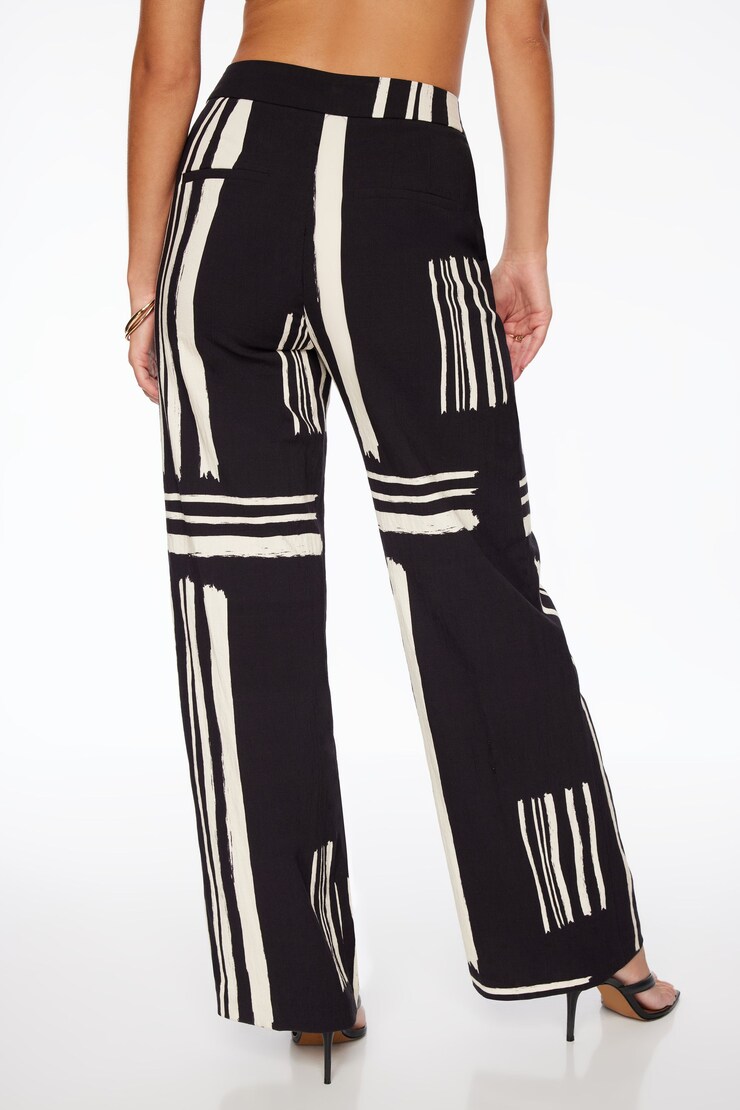 Pantalon Yasmin à jambe droite Black & White Geometric large