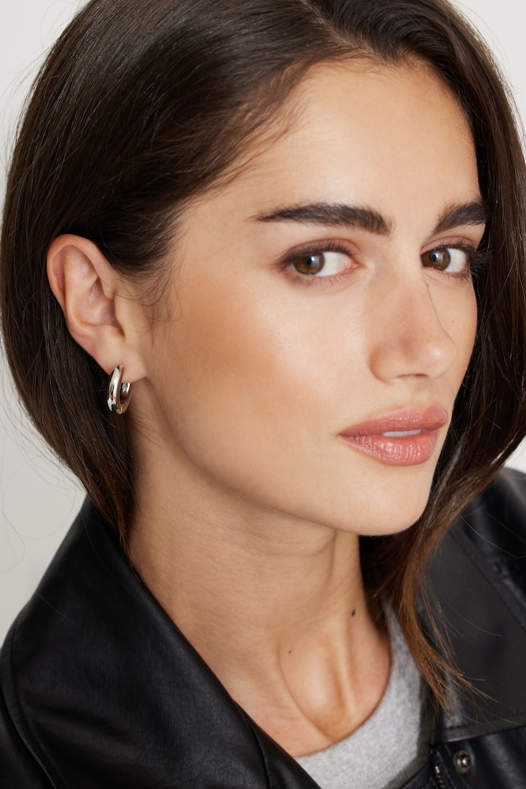 Seamless Mini Hoop Earrings