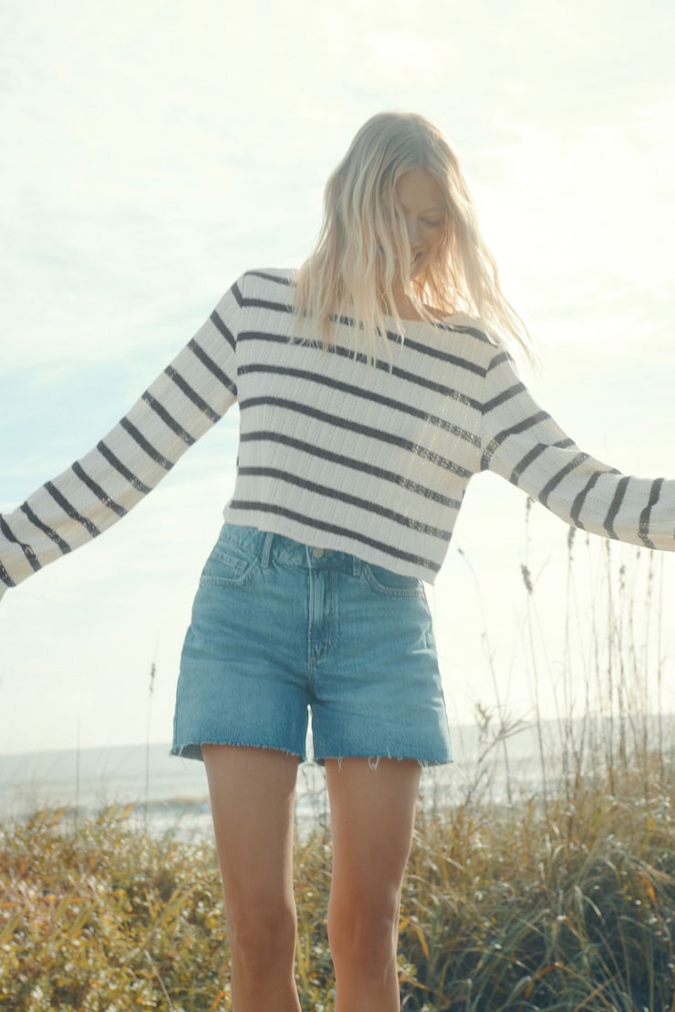 Crewneck Crochet Top