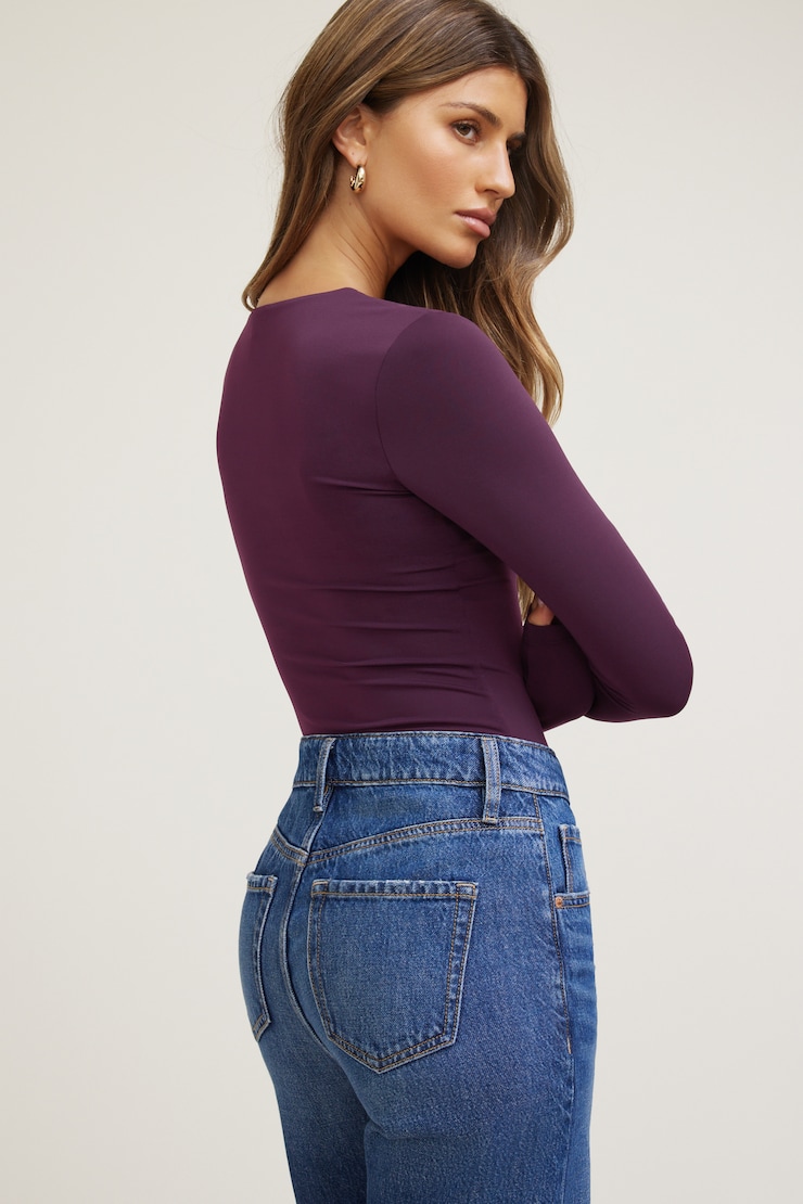 Justaucorps sculptant à col plongeant profond